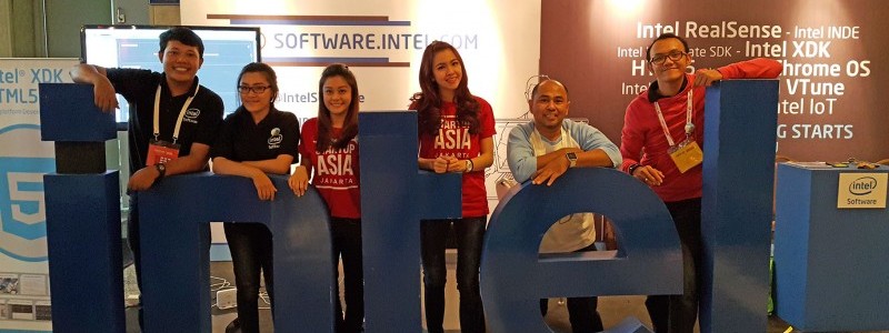 Intel Software Booth SAJ 2014